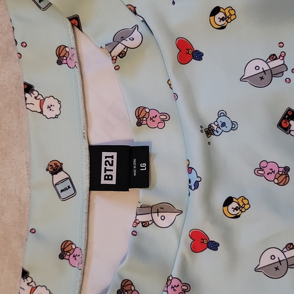 BT21 Skater Skirt - Picture 6 of 8